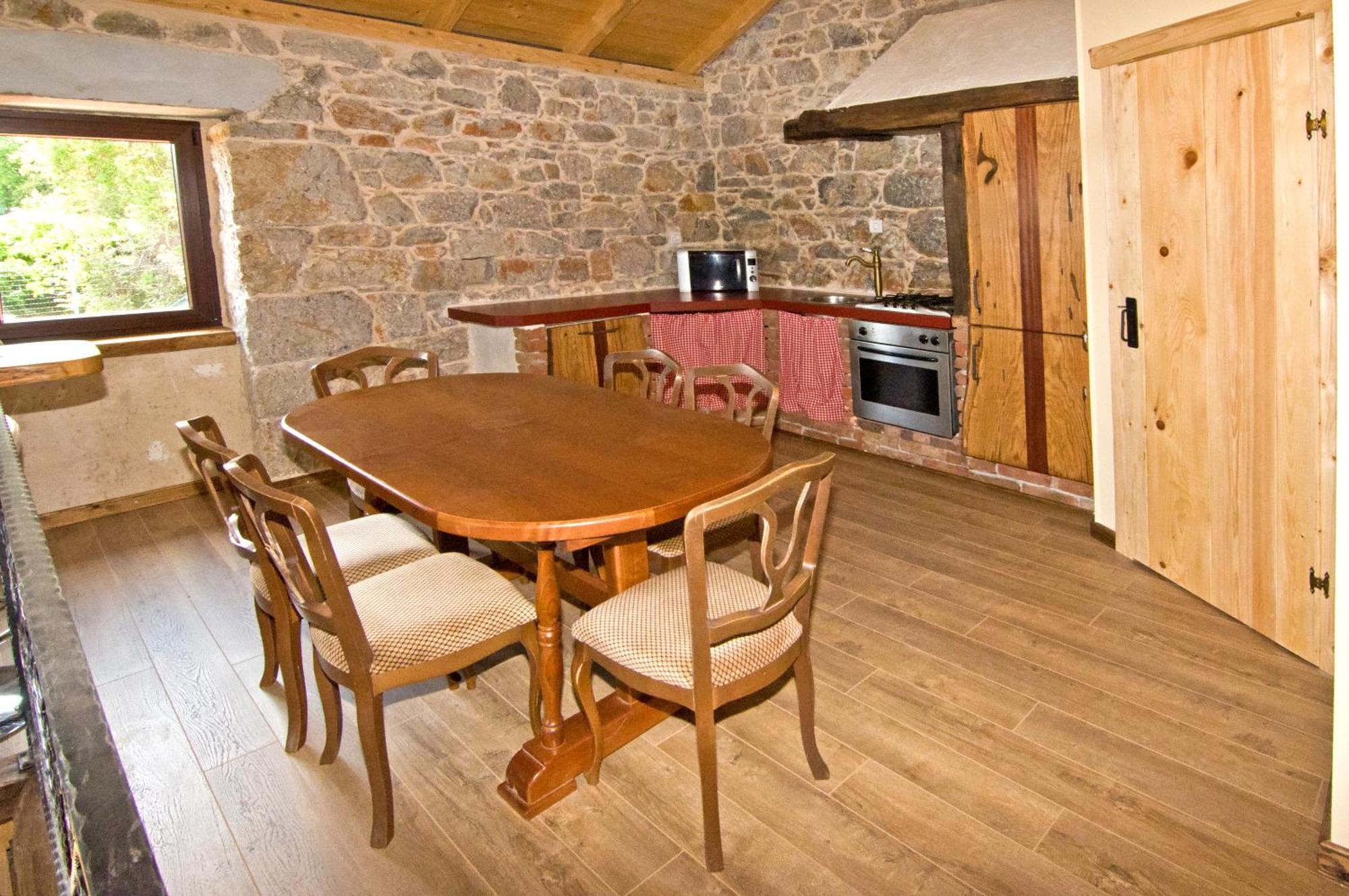 Appartamento Casa Storia&Casa Antica Veprinac Esterno foto