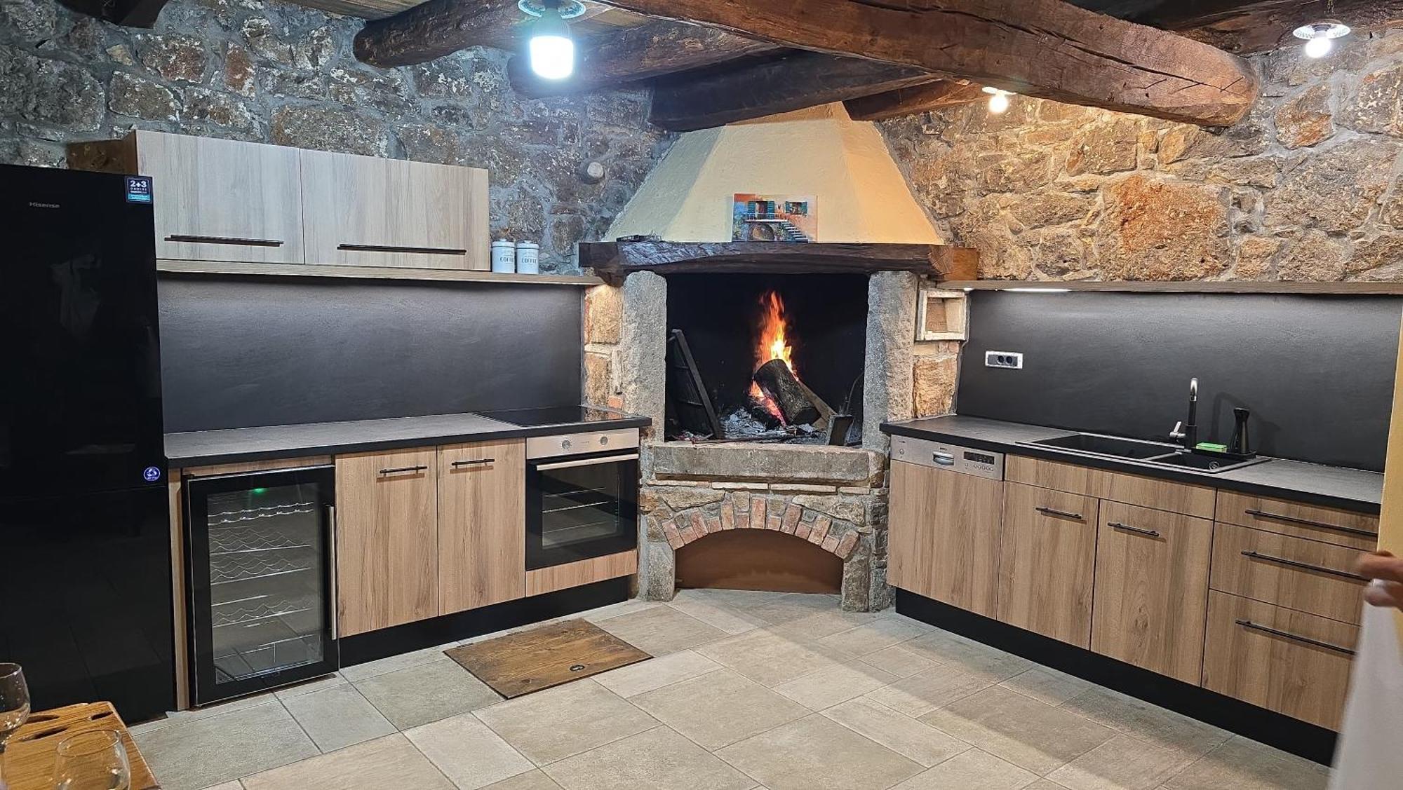 Appartamento Casa Storia&Casa Antica Veprinac Esterno foto